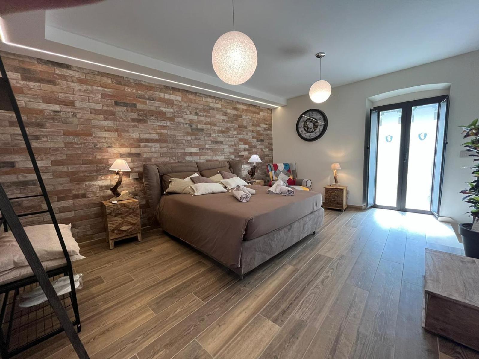 Le Dimore Del Gufo - Royal Suite Venosa Exterior foto